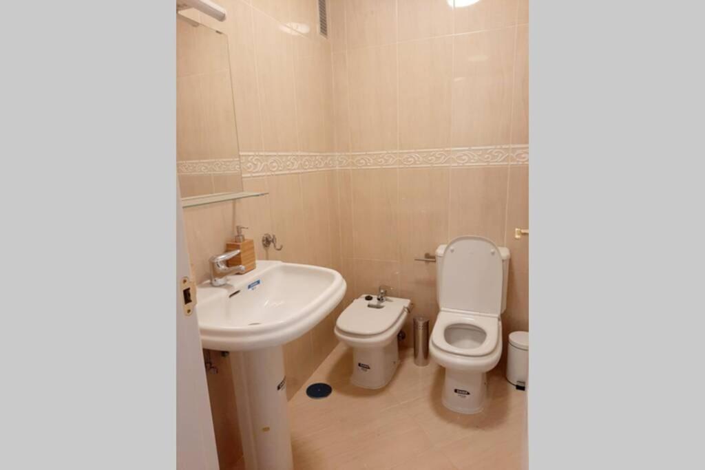 Apartamento Con Solarium By Dv Properties #P5H3 Малага Екстериор снимка